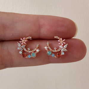 Tiny Wreath Stud Earrings